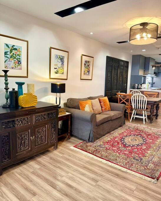 Central Bangkok, 5 Stars River View & Characteristic Decor Ngoại thất bức ảnh
