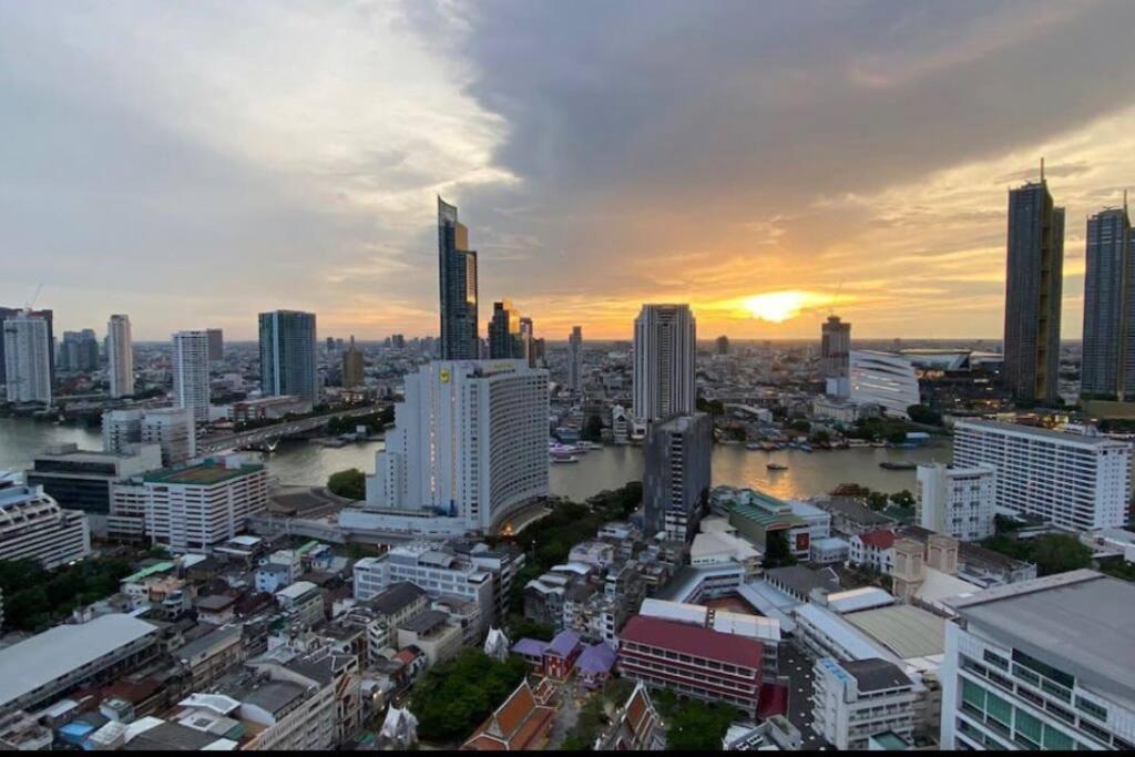 Central Bangkok, 5 Stars River View & Characteristic Decor Ngoại thất bức ảnh
